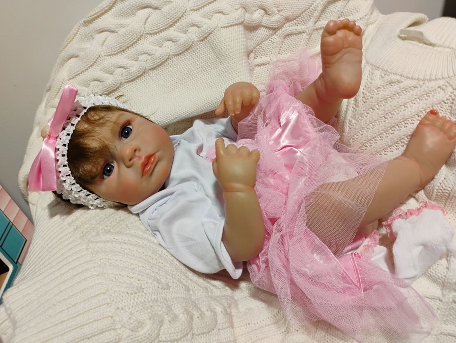 Śliczna Nowa lalka w typie Reborn dziewczynka z winylu
