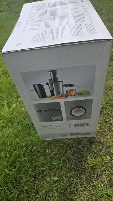 Prawie nowa sokowirówka Bosch MES3000 o mocy 700 W
