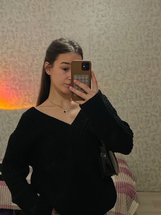 вʼязана кофта чорна