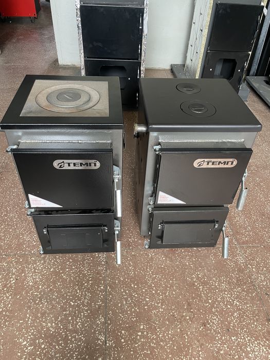 Котел твердотопливный. Буржуйка. Печь. Камин. Дрова.