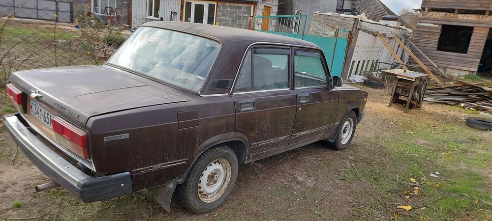 Продаж  жигулів на розбір