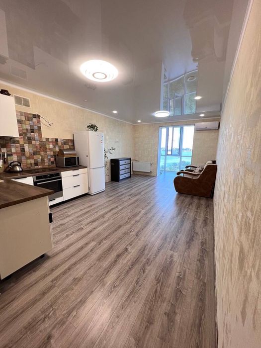 Продаж сучасної видової квартири з автон. опаленням в ЖК Грандбуд (л1)