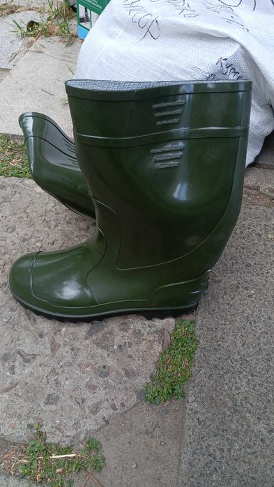 Чоботи ПВХ. Для господарських робіт.