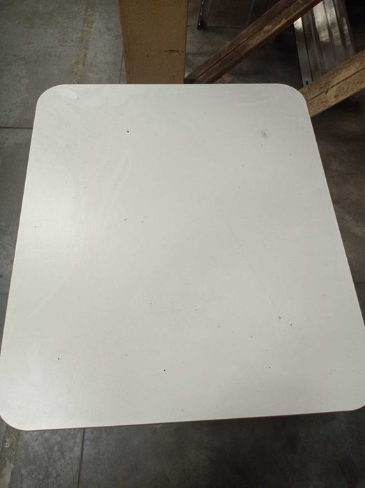 Stolik biały 60x70