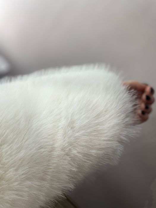 Шубка біла нова розмір S-L