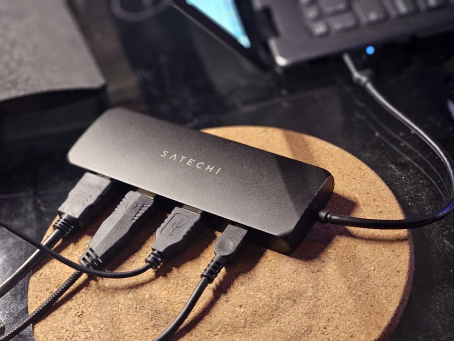 USB-C hub Satechi + miejsce na dysk M.2 SATA | MacBook / iPad