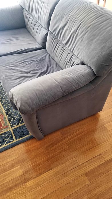 Sofá 2 L com cama