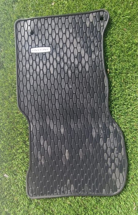 Tapetes borracha jaguar XE