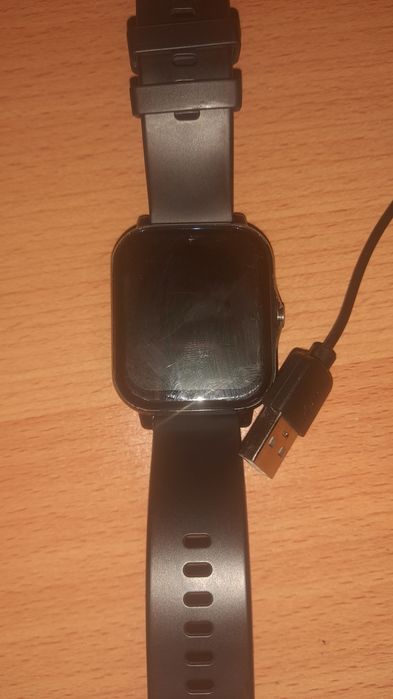 Relógio digital preto