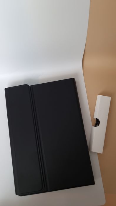 Etui z klawiaturą Bluetooth  do Samsung Galaxy Tab S9 FE 10.9" / Tab S
