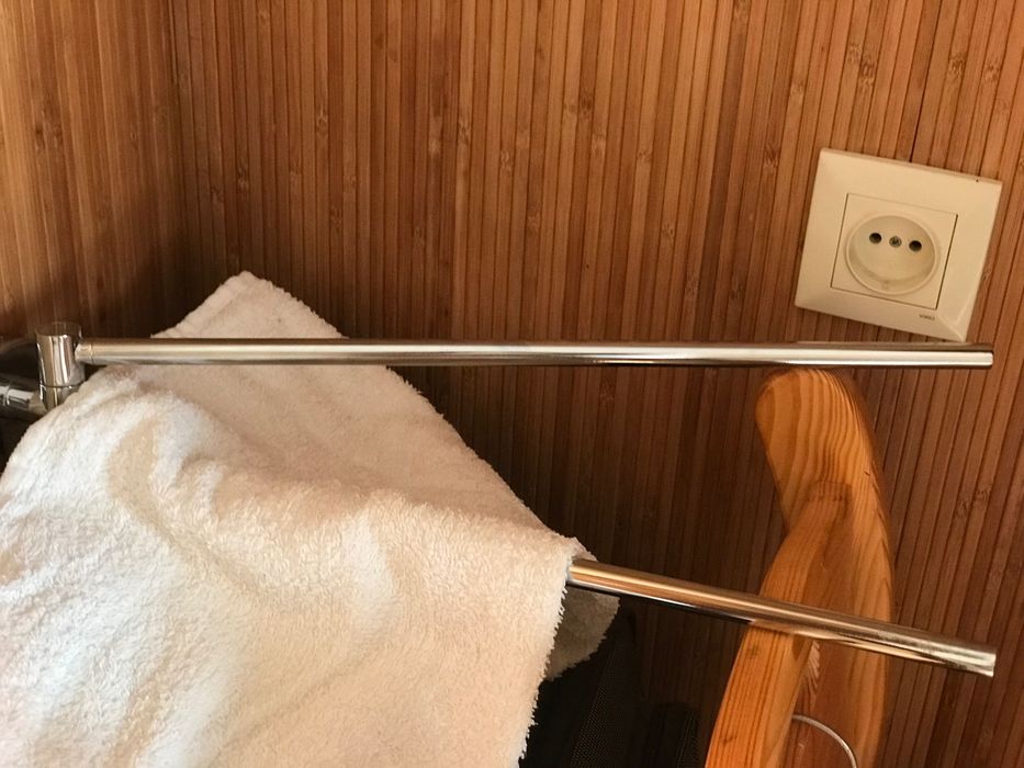 Вешалка для полотенец Германия