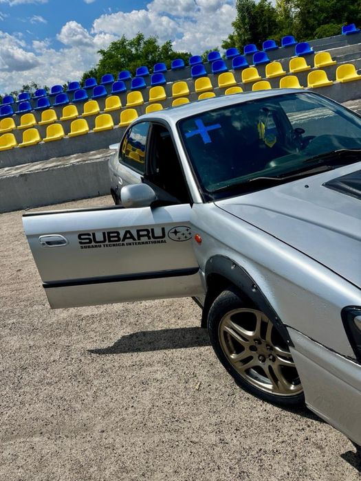 Продам свій автомобіль. Субару легасі 2.0