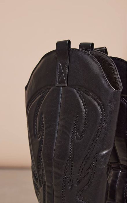 нові чорні козаки чоботи prettylittlething