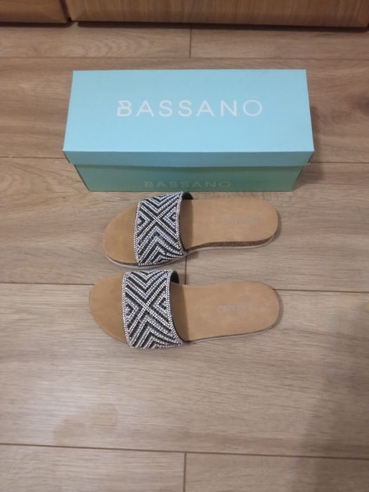 Obuwie letnie damskie