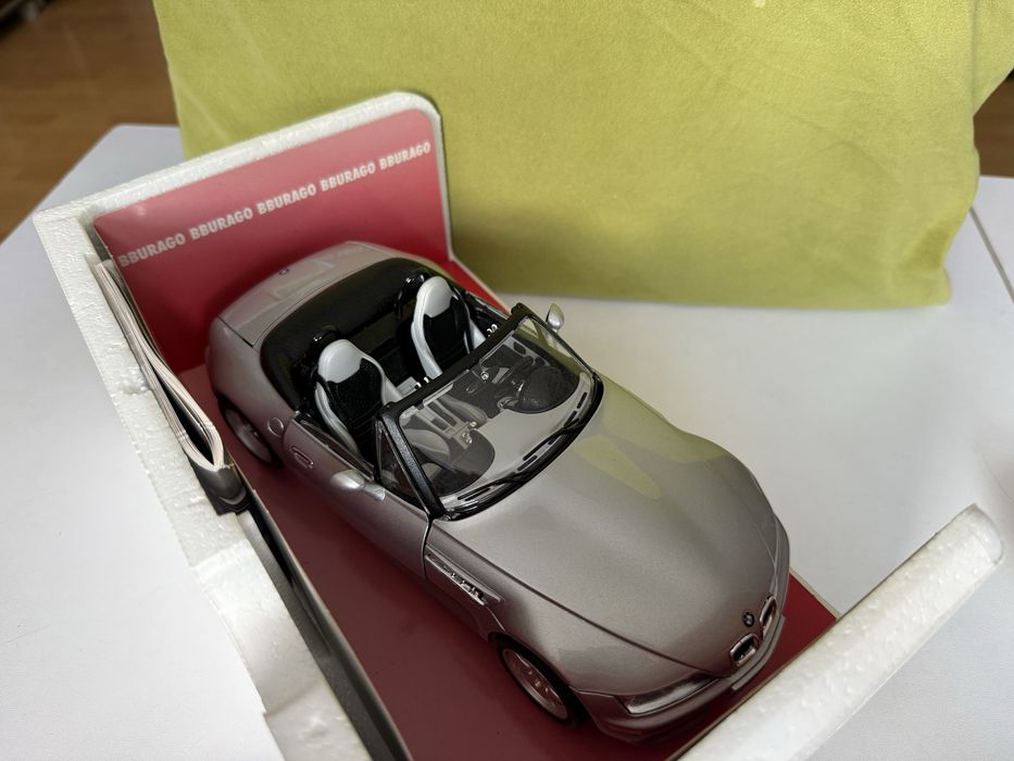 Bburago BMW M Roadster 1:18