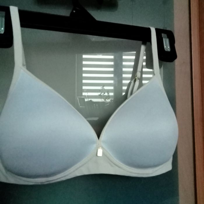 Biustonosz miękki Triumph Body Make-up 70C