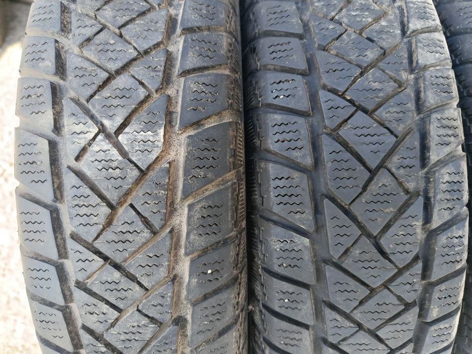 Komplet opon 135/80/R13 Dunlop sp winter sport