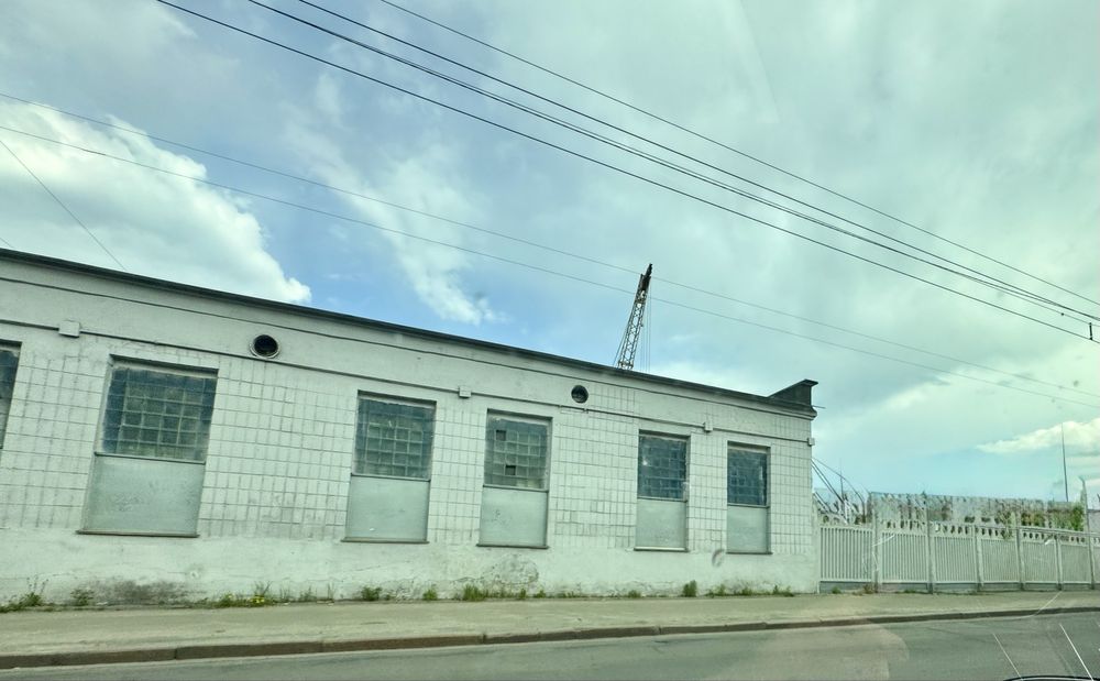 Куреневка продам комплекс имущественный. Фасад.