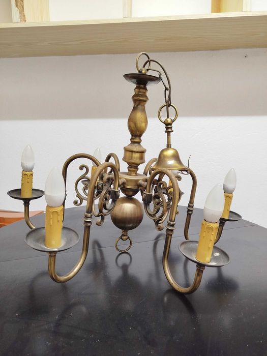 Candeeiro de lustre antigo - Velharias / Antiguidades