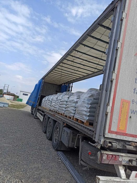 Asfalt w workach 25kg masa bitumiczna na zimno drogowa łatwa w użyciu