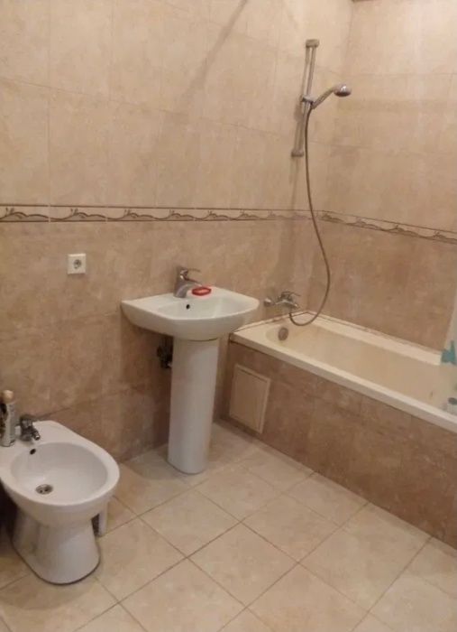 КРУТОЙ 4-х местный ХОСТЕЛ в СОЛОМЕНСКОМ районе по улице Протасов яр!