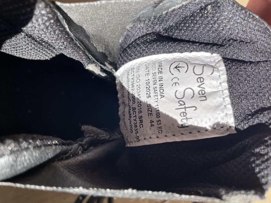 Нове спецвзуття Seven Safety р 44