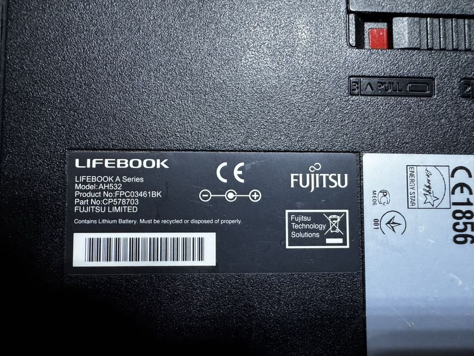 Fujitsu Lifebook AH532