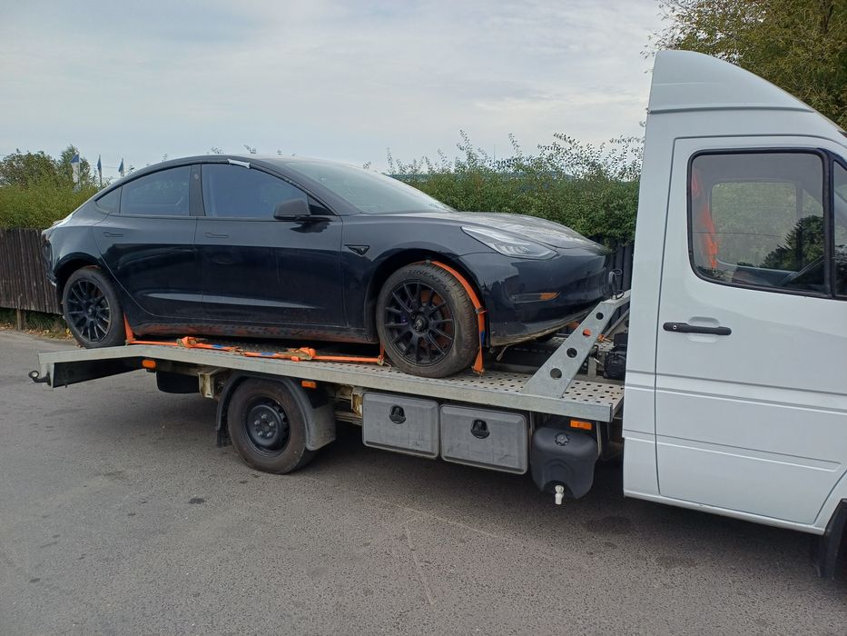 Послуги евакуатора по Україні