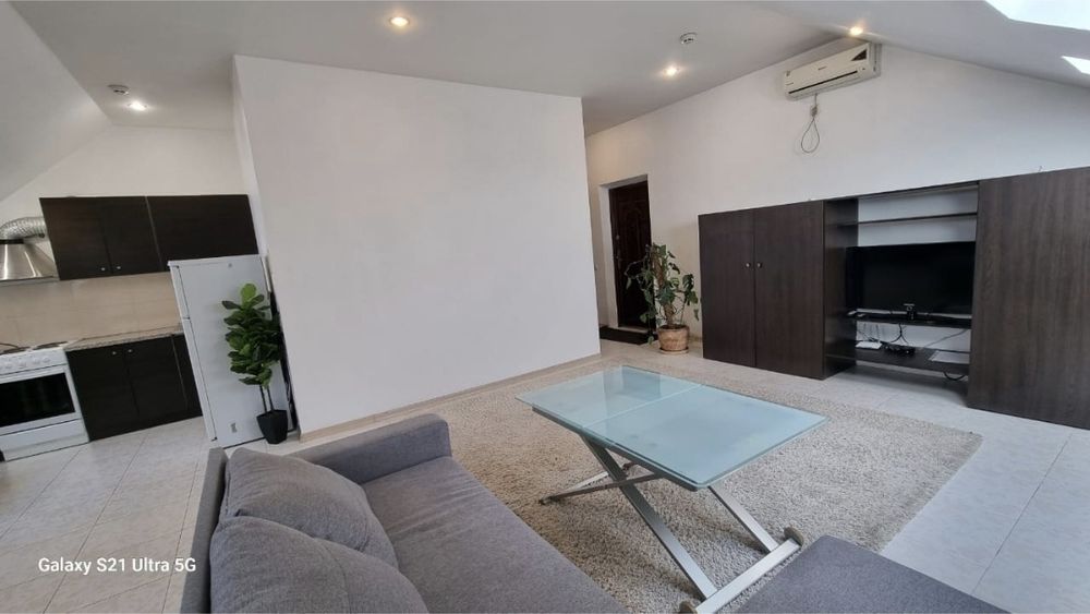 От месяца. 1 к кв. Левый берег. Риелтры не звоните.