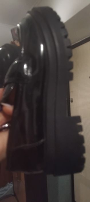 Продам лофери  в новому стані