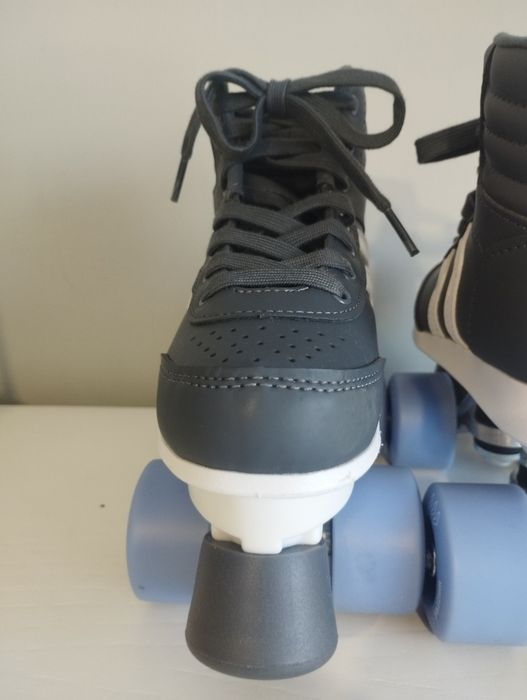 Patins 4 rodas de criança