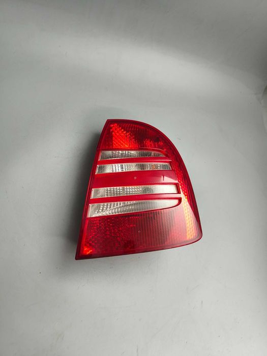 SKODA Superb I, OE: 3U594.5096, Lampa tylna prawa, Oryginał, Europa!