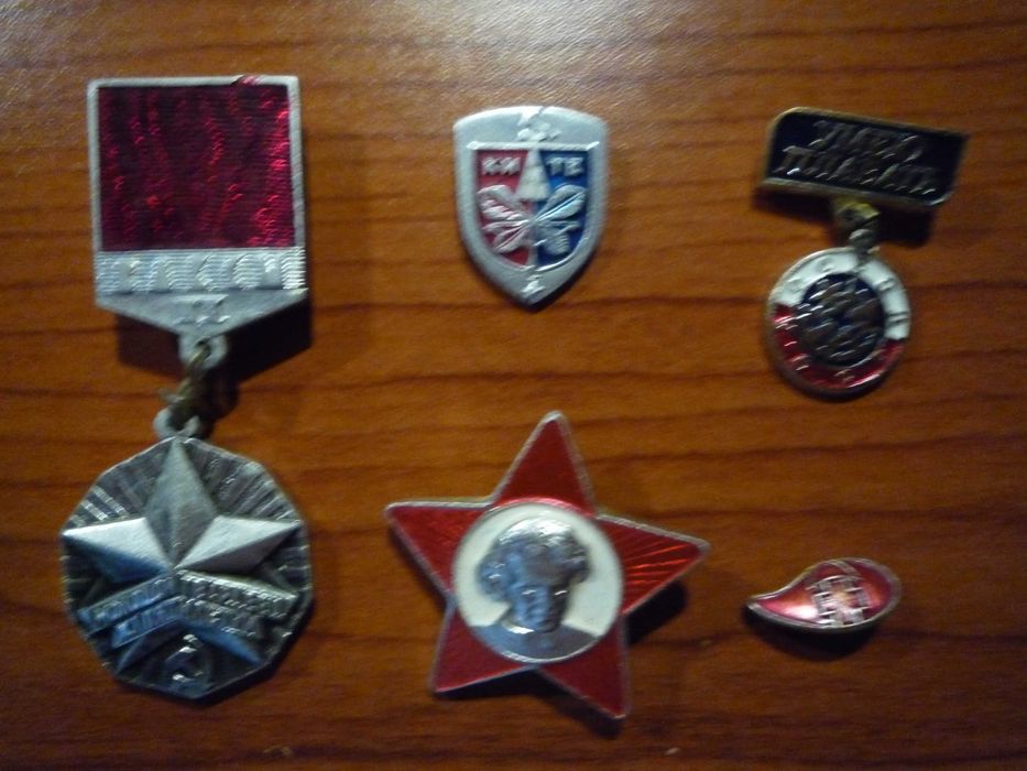 Значки в коллекцию.