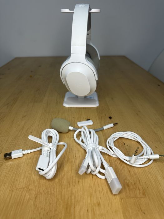 Auscultadores Gaming RAZER Barracuda X (Over Ear - Microfone - Branco)