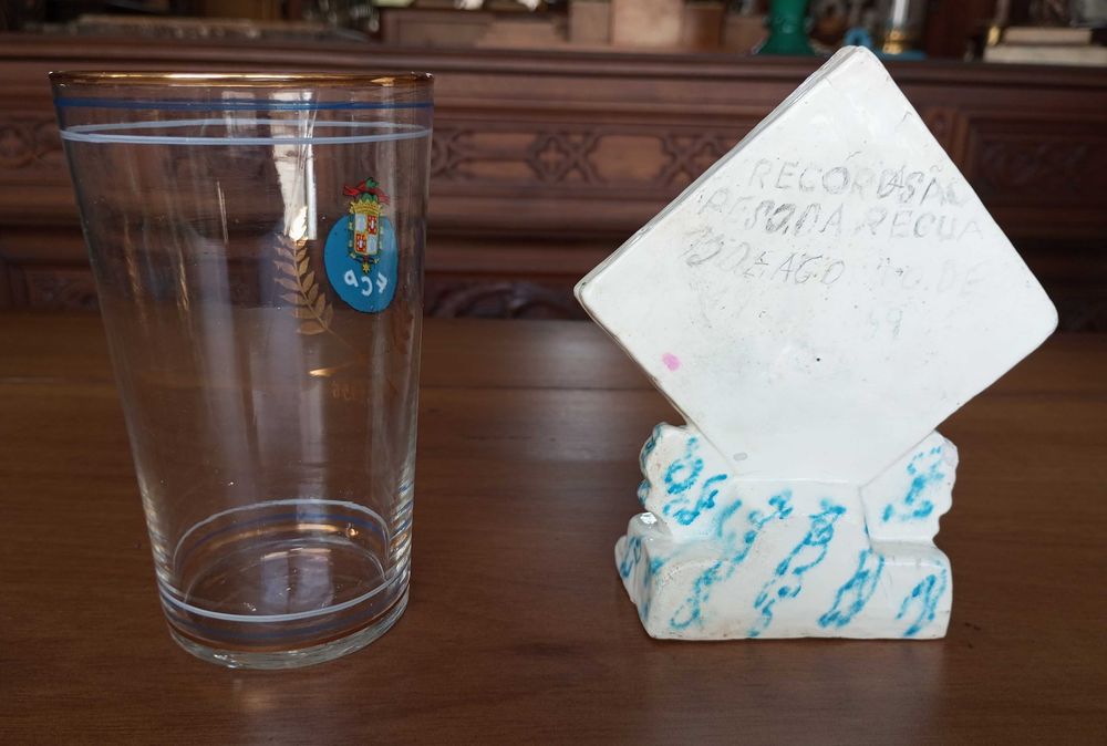 Copo em vidro (1906-56) e Recordação F.C. Porto