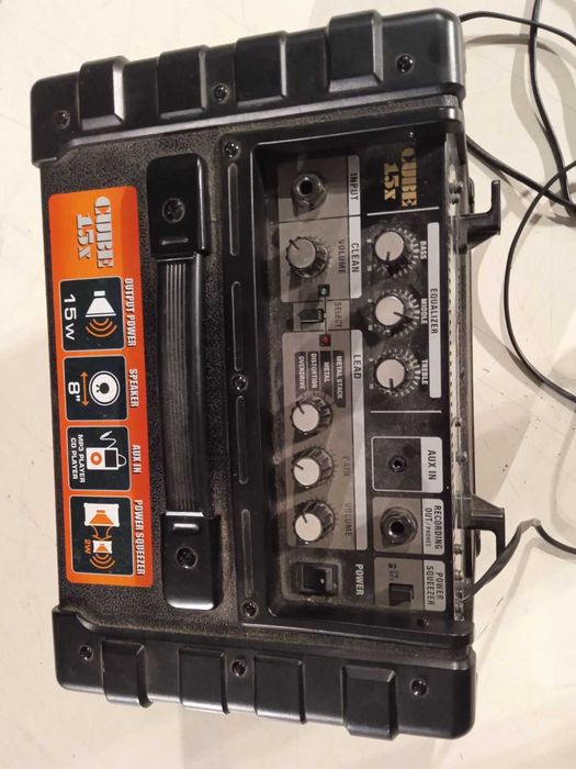 Комбопідсилювач Roland Cube 15x