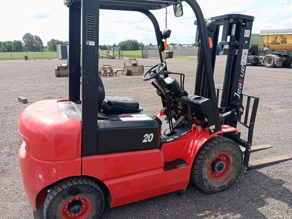 wozek widlowy diesel 250 mtg jak nowy