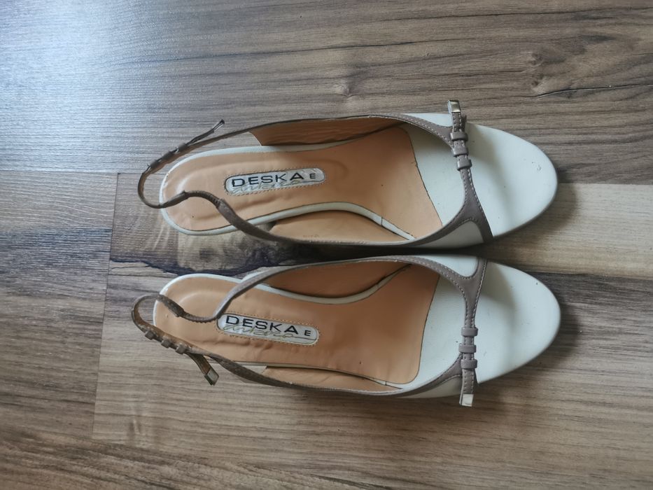 Szpilki z paskiem 36