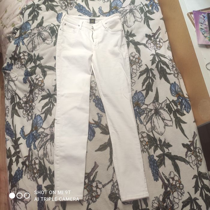 Nowe spodnie nieużywane z marki Lee