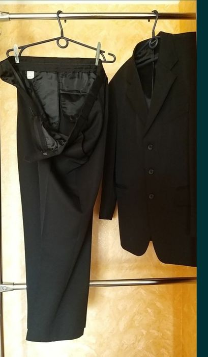 Свадебный костюм жениха р.50