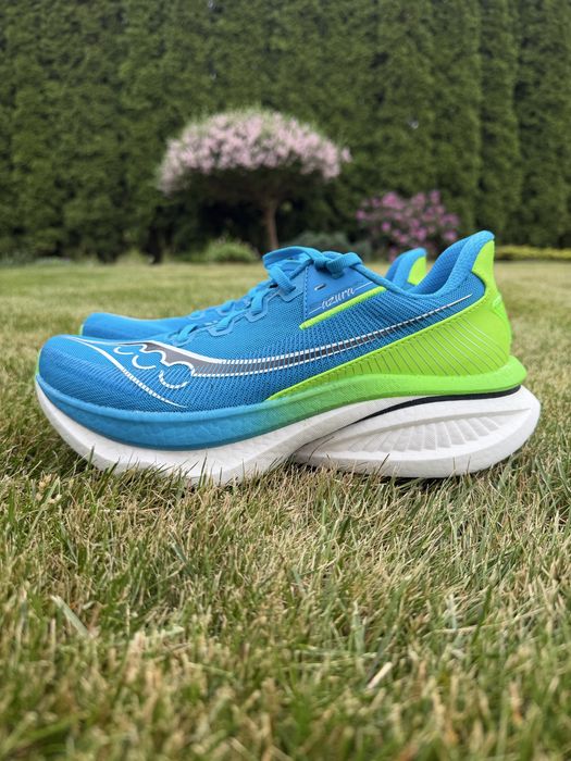 Buty Saucony Endorphin Azura 42,5