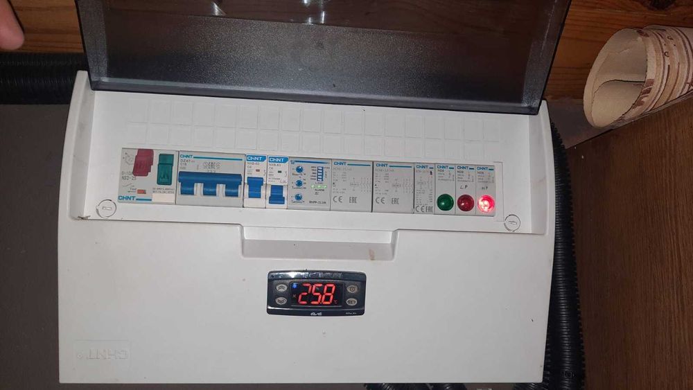 Холодильна установка для квітів, саджанців; холод. агрегати компресора