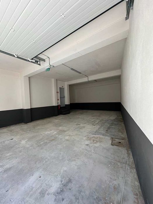 Estacionamentos e Armazém no Centro de Braga
