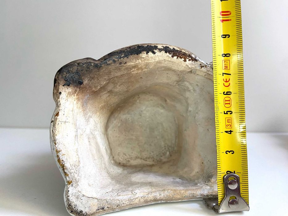 Antiga Escultura bebê de Jesus em gesso