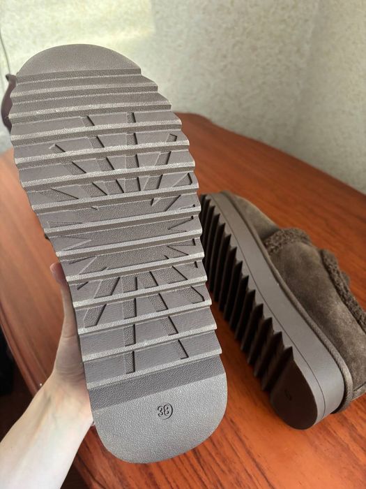 Угги замшеві низькі на хутрі.. VITTO  ROSSI.