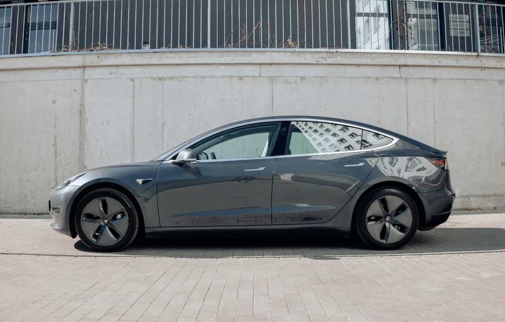 Tesla Model 3 Longe Range Dual Motor 2021