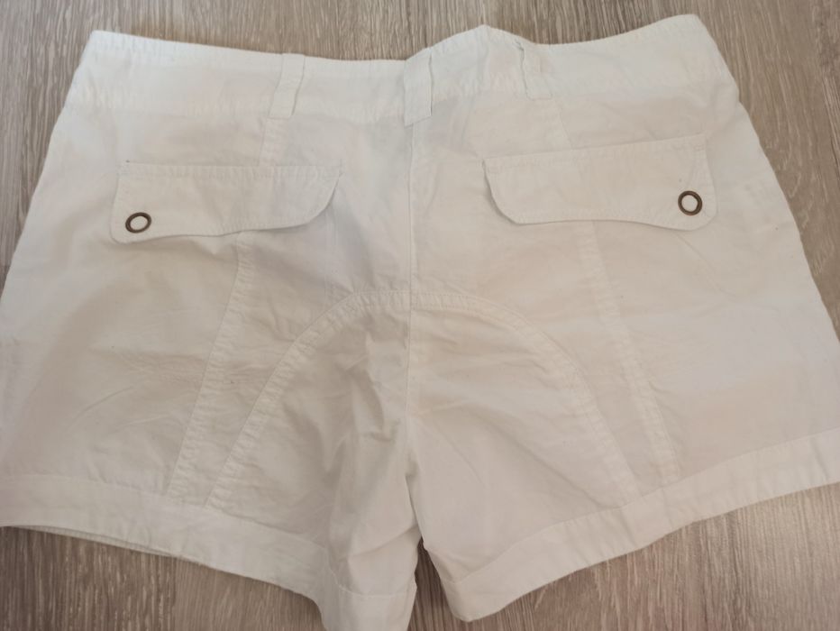 Bawełniane spodenki z metką
