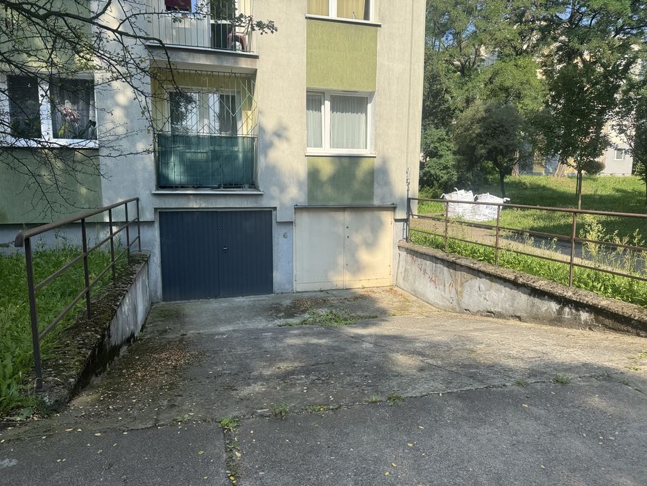 Garaż Katowice Dab