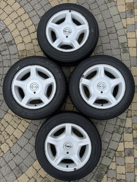 Шини з легкосплавними дисками 195/65R15