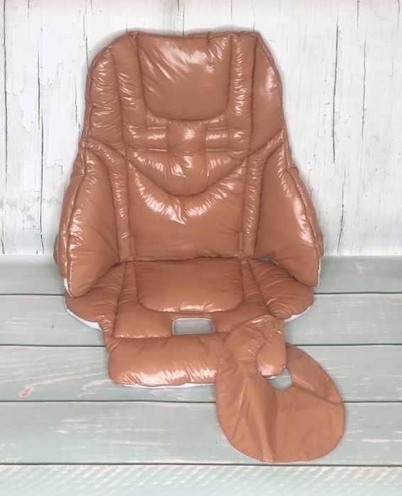 чохол на стільчик для годування в наявності, вкладиш, матрасик